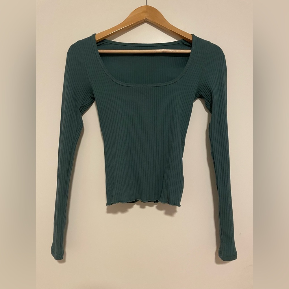 Abercrombie ribbed long sleeve shirt size XS